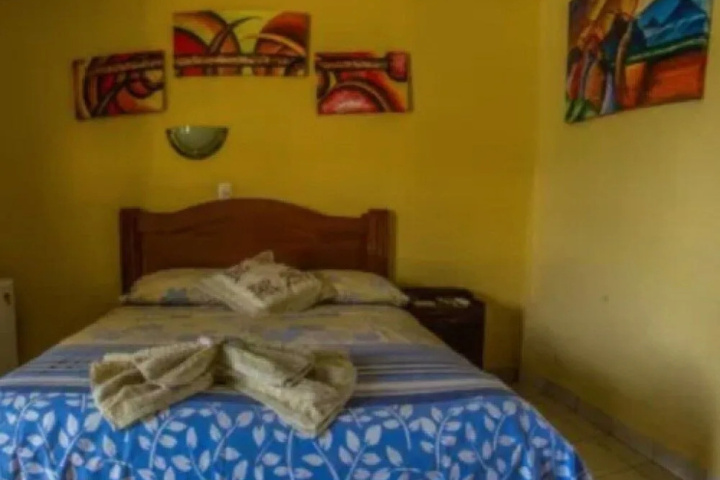 Room 2 of 17