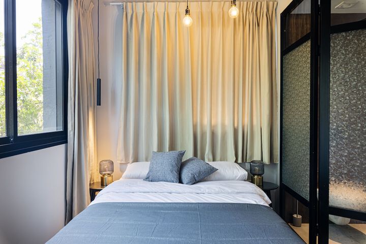 Room 4 of 57