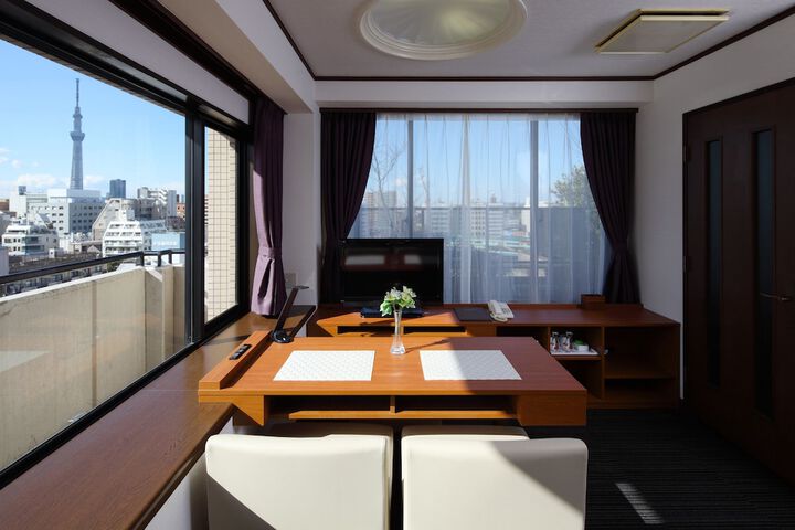 Room 15 of 41
