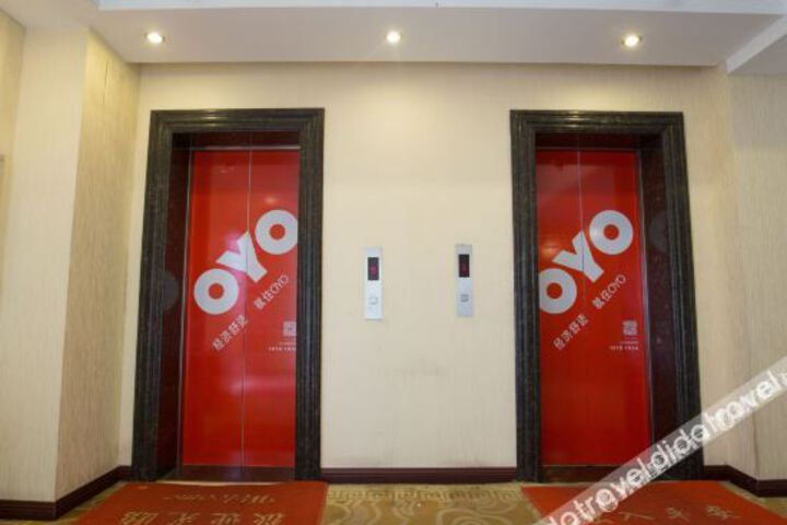 Hotel Interior 10 of 29