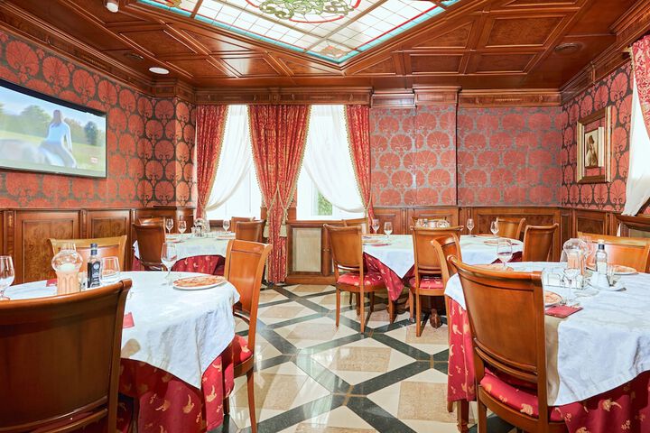 Dining 78 of 113