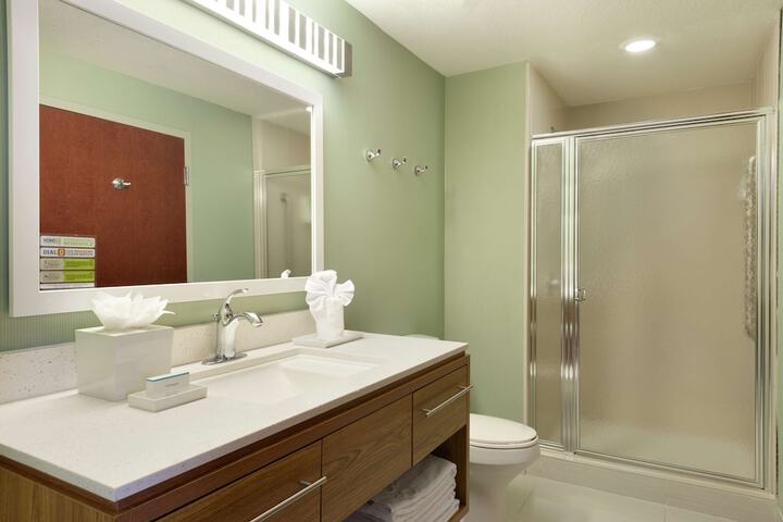 Bathroom shower
