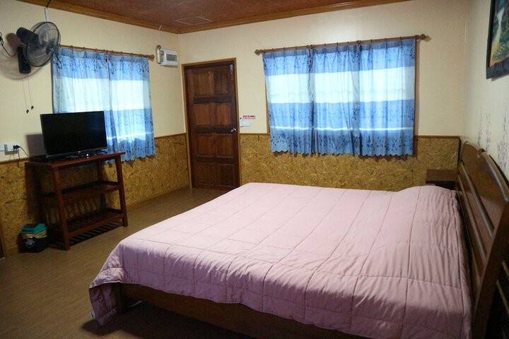 Room 25 of 96