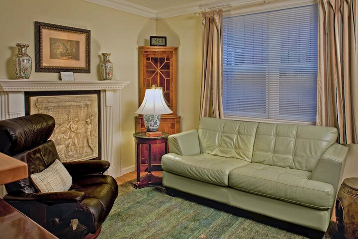 Room 12 of 20