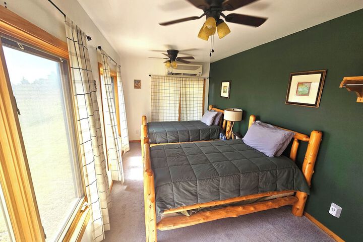 Room 27 of 117