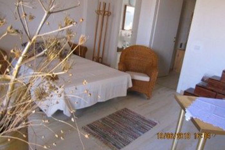 Room 6 of 34