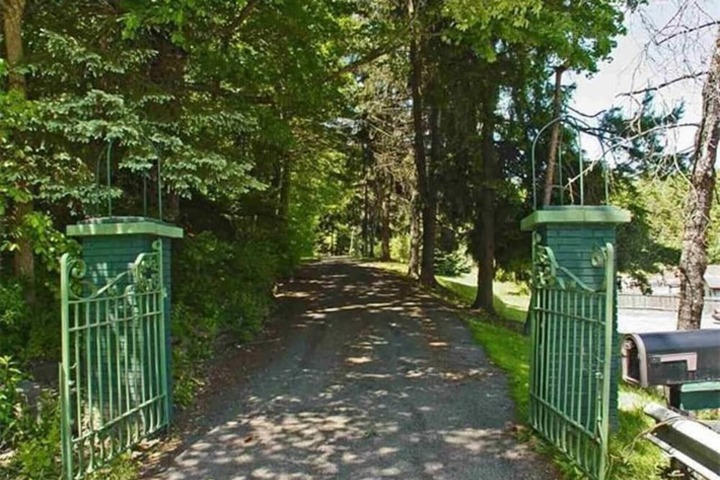 Property Grounds 19 of 27