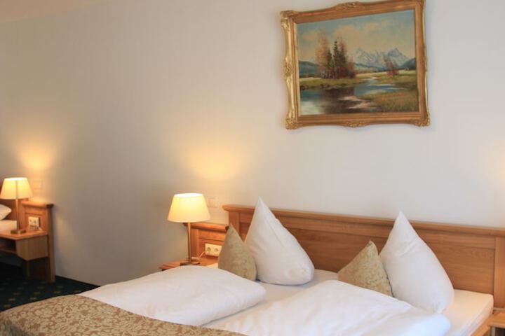Room 4 of 45