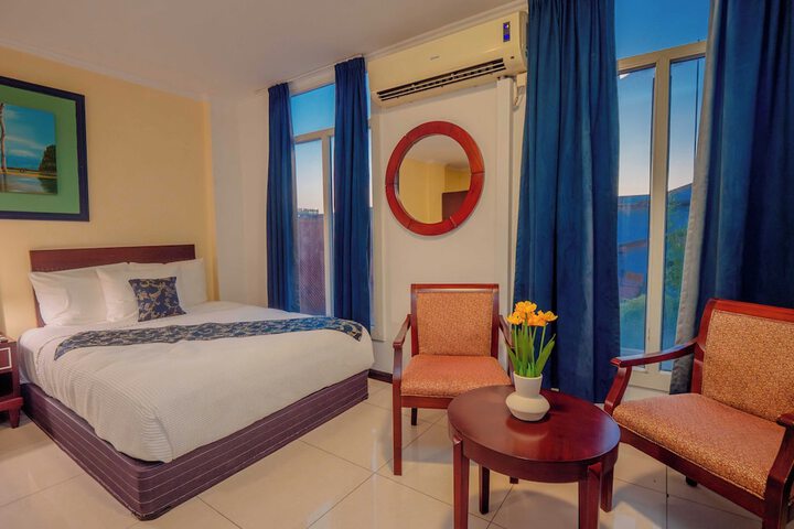 Room 60 of 118