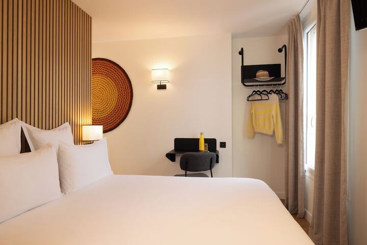 Room 8 of 29