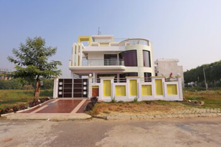 OYO 10198 Hotel Aris