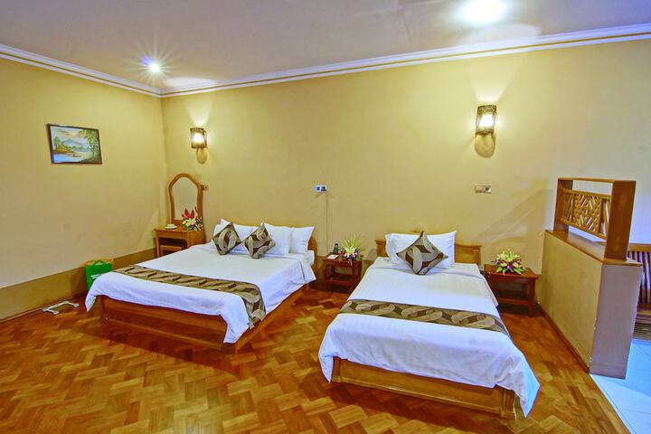 Room 16 of 79