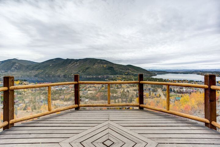 Sundeck