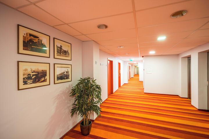 Ballroom/Hall 50 of 62