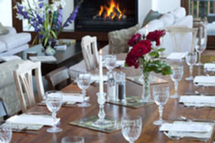 Dining 8 of 48