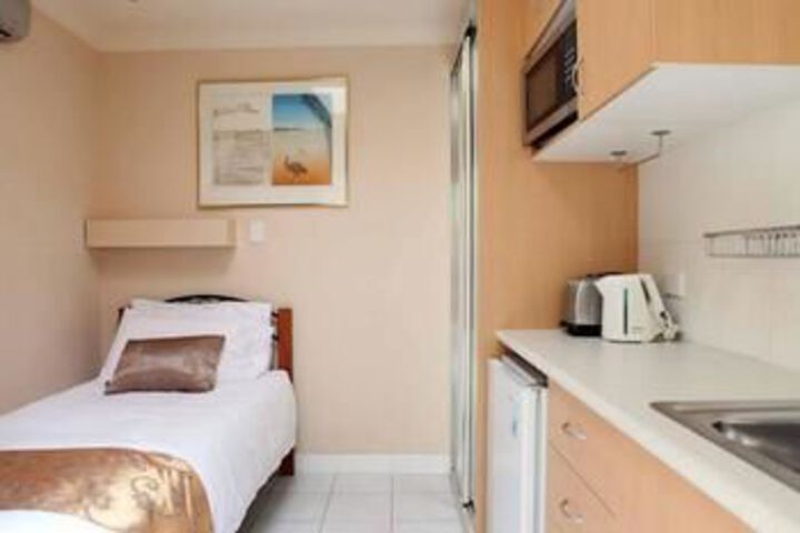 Room 8 of 20
