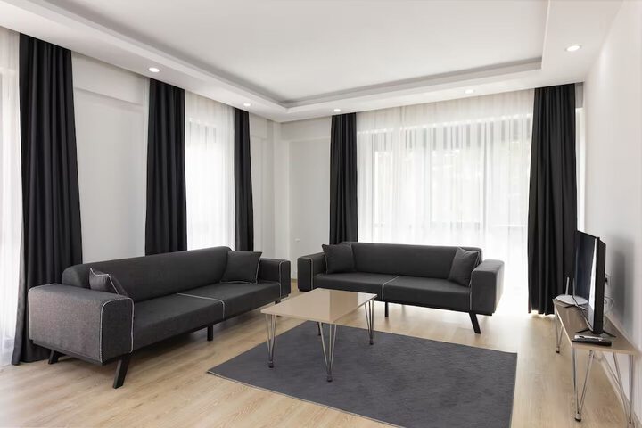 Room 10 of 22
