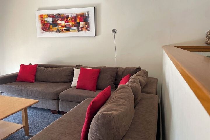 Lounge 151 of 178