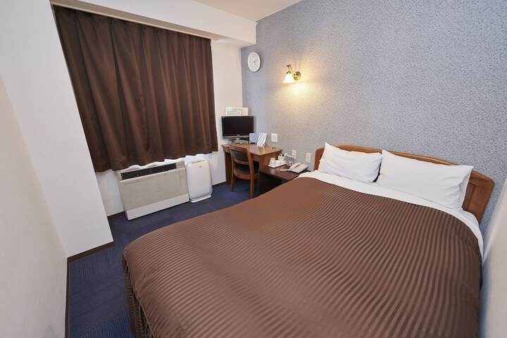 Room 11 of 41