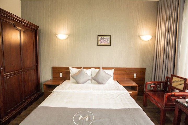 Room 21 of 51