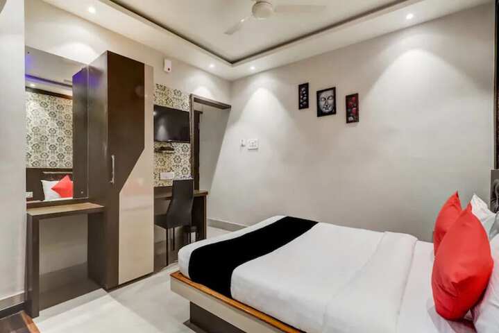 Room 17 of 21