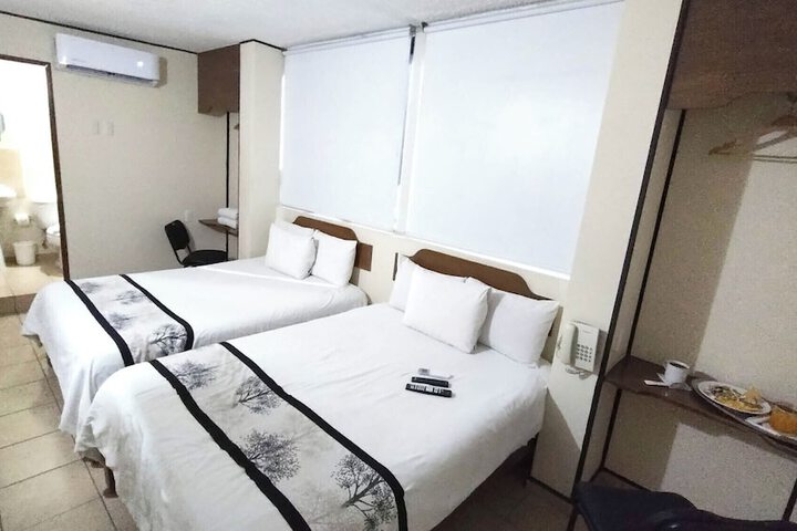 Room 11 of 31