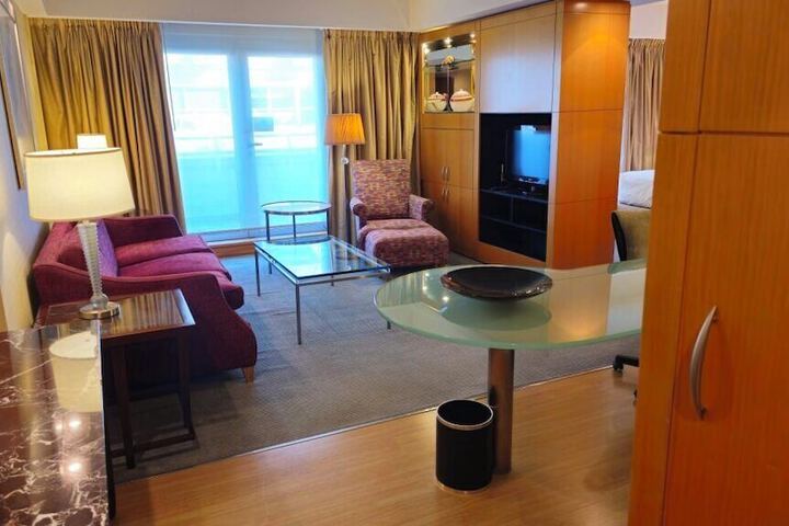 Room 39 of 69