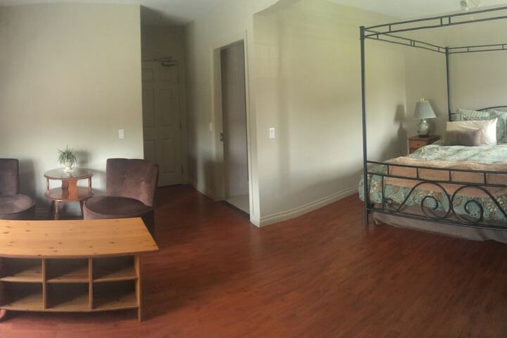 Room 3 of 45