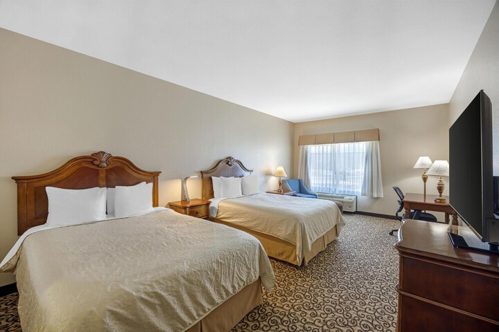 Room 34 of 70