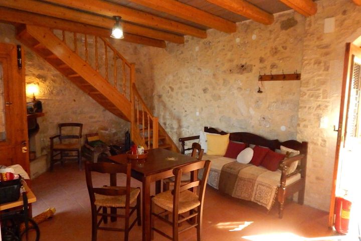 Room 16 of 72
