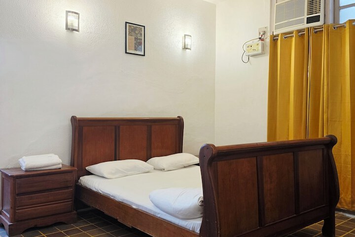 Room 6 of 181
