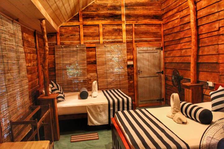 Room 10 of 49