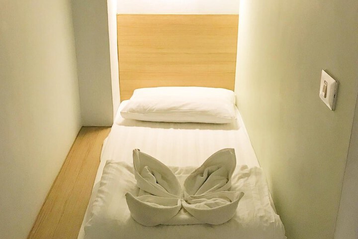 Room 22 of 57