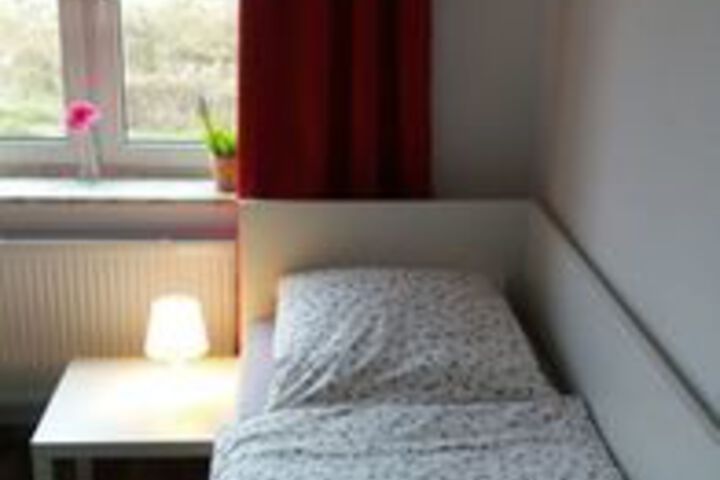 Room 76 of 116