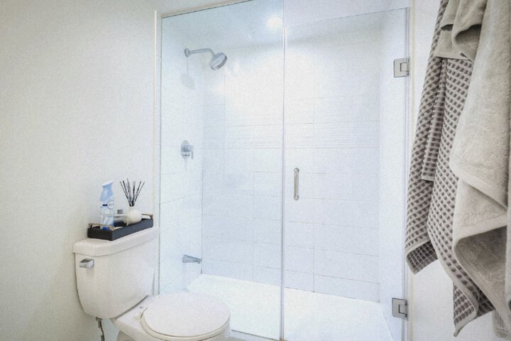 Room 14 of 26