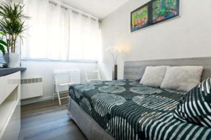 Image of Les Clefs d Avignon Entre Pont & Palais
