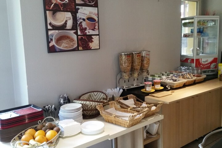 Breakfast/Coffee Service 17 of 20