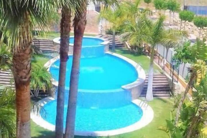 Pool 19 of 38