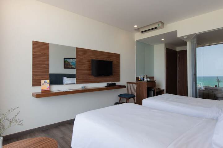 Room 26 of 79