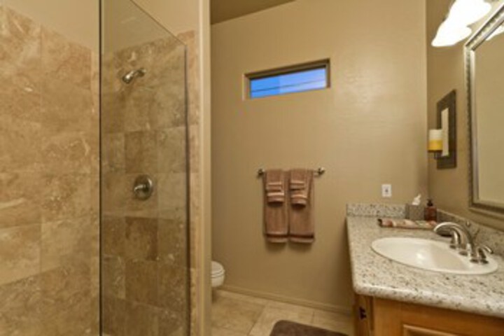 Room 2 of 23