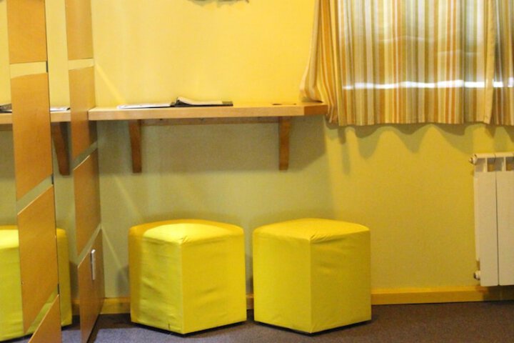 Room 6 of 38