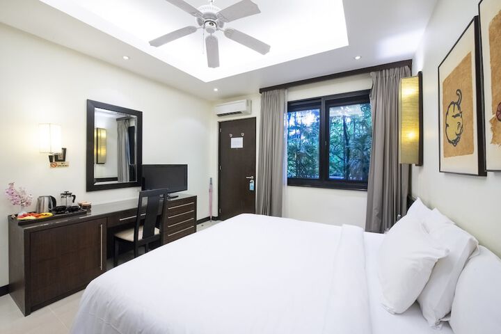 Room 25 of 46