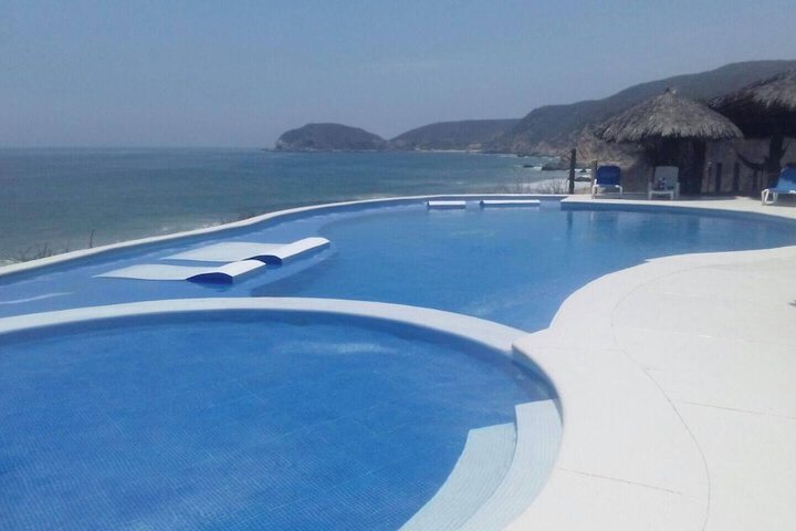 Pool 33 of 56
