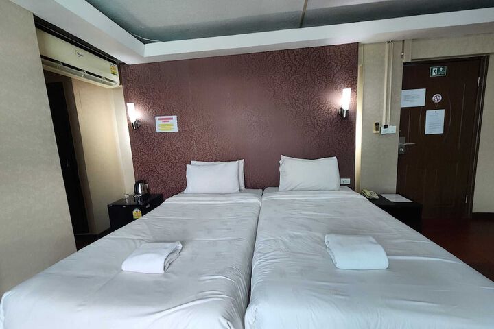 Room 19 of 56