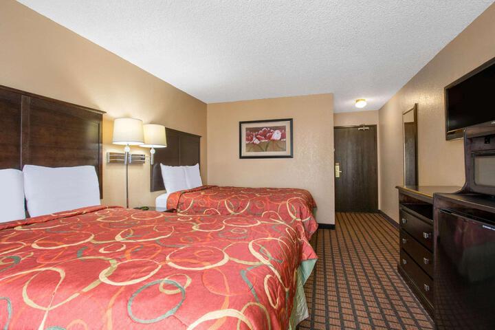 1 King Bed (2 of 3)