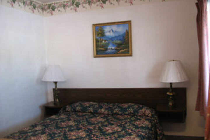 Room 5 of 26