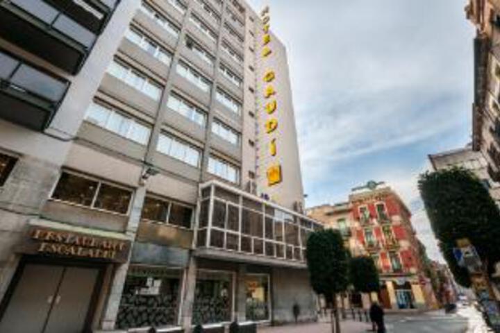 Hotel 6 of 23