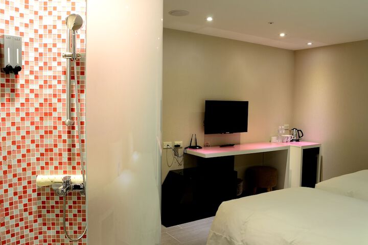 Room 10 of 154