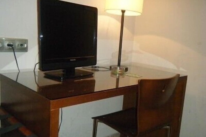 Room 35 of 57