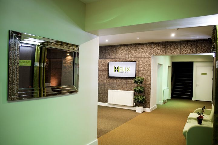 Hotel Interior 6 of 31